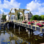 Typische Brücke